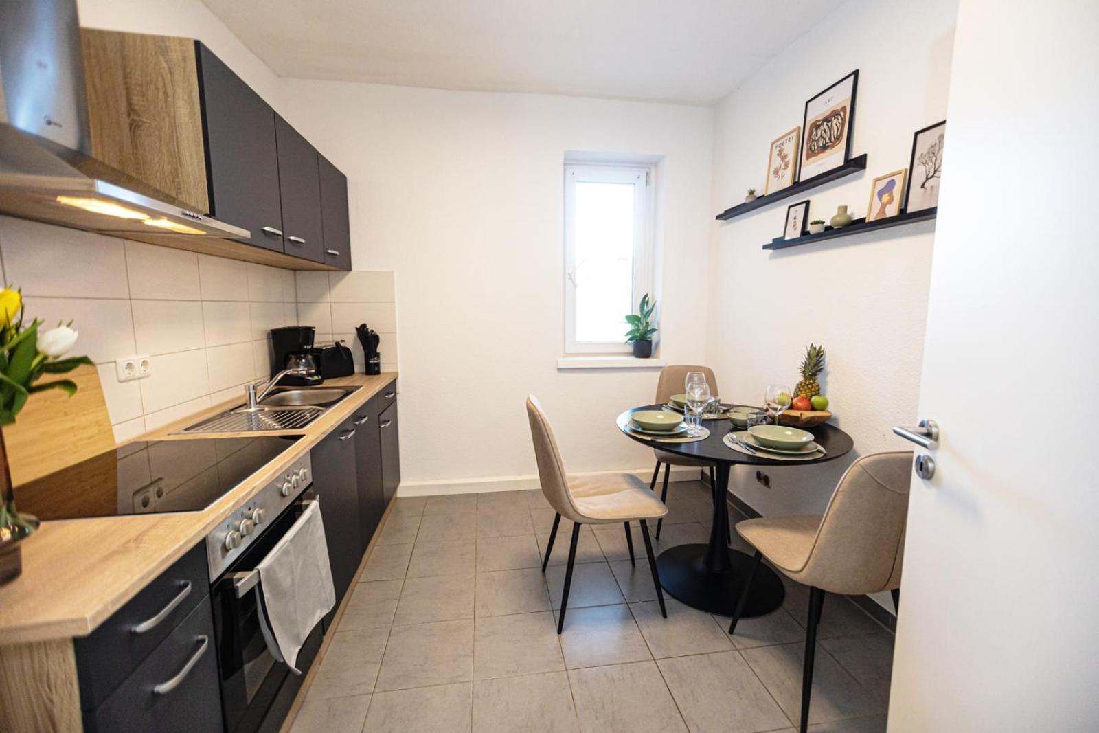 Blossfeld-Apartments Geraeumige Stadtoase Mitten Im Zentrum Mit 3 Schlafzimmern, Gratis Parkplatz, W-Lan, Netflix Jena Dış mekan fotoğraf